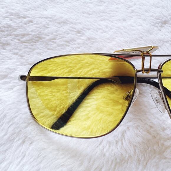 Orielle Clear Yellow w/ Silver Rim Aviator Sunglasses - Picture 2 of 15